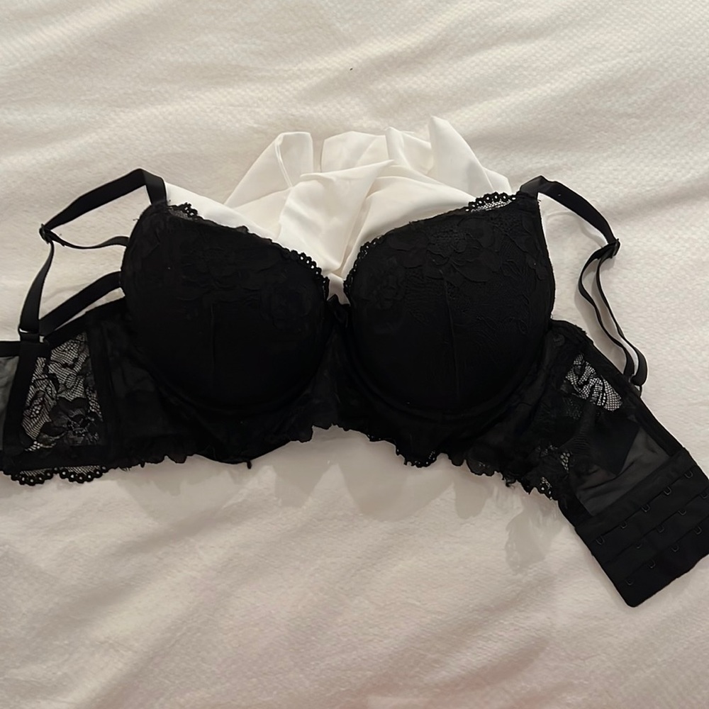 H&M black bra